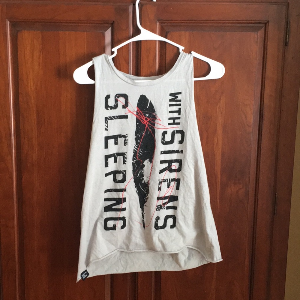 Sleeping With Sirens Tank